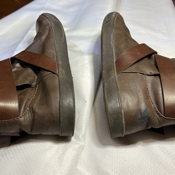 Blowfish Malibu Faux Fur Vegan Leather Boots Womens sz 8.5 Fold Down High Tops - Picture 3 of 8